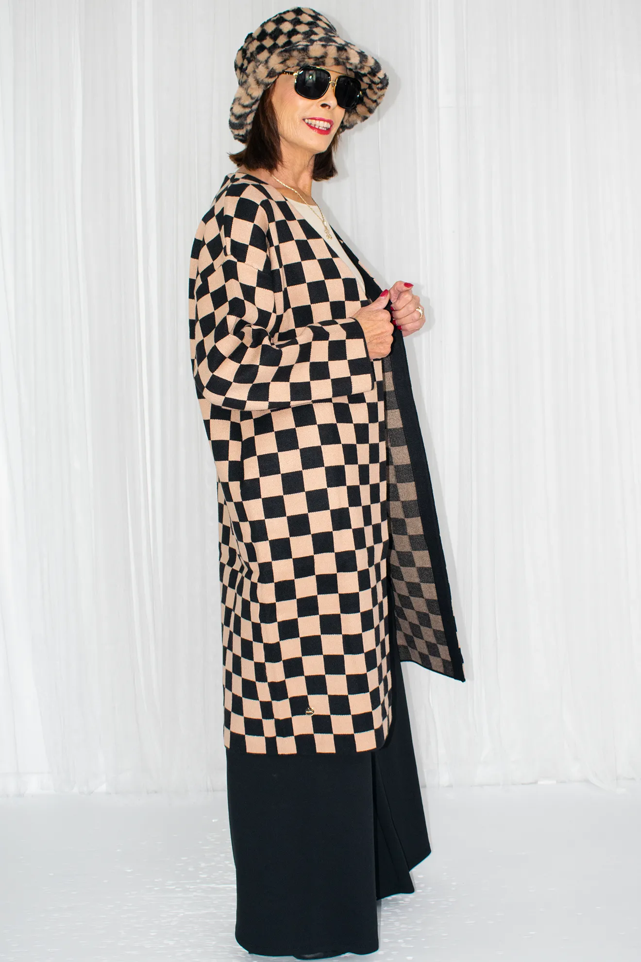 Luxury Catherine Checkered Knitted Jacket in Camel/Black